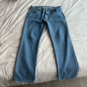 Levi 501 38x31 worn twice